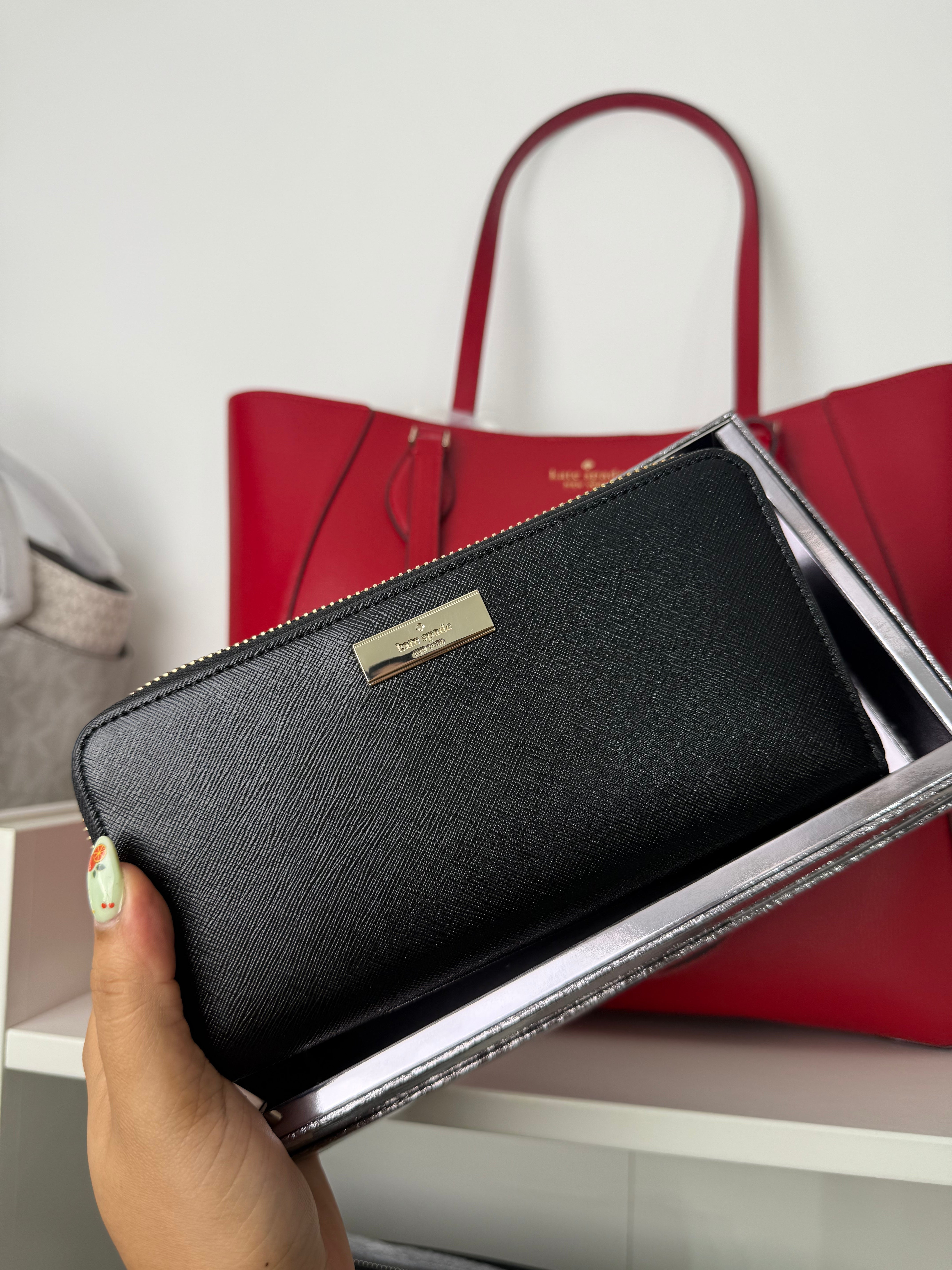 Wallet Kate Spade Negra - imagen 1