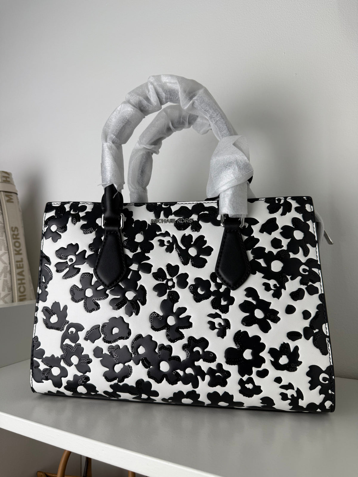 Cartera Michael Kors Black & White - imagen 1