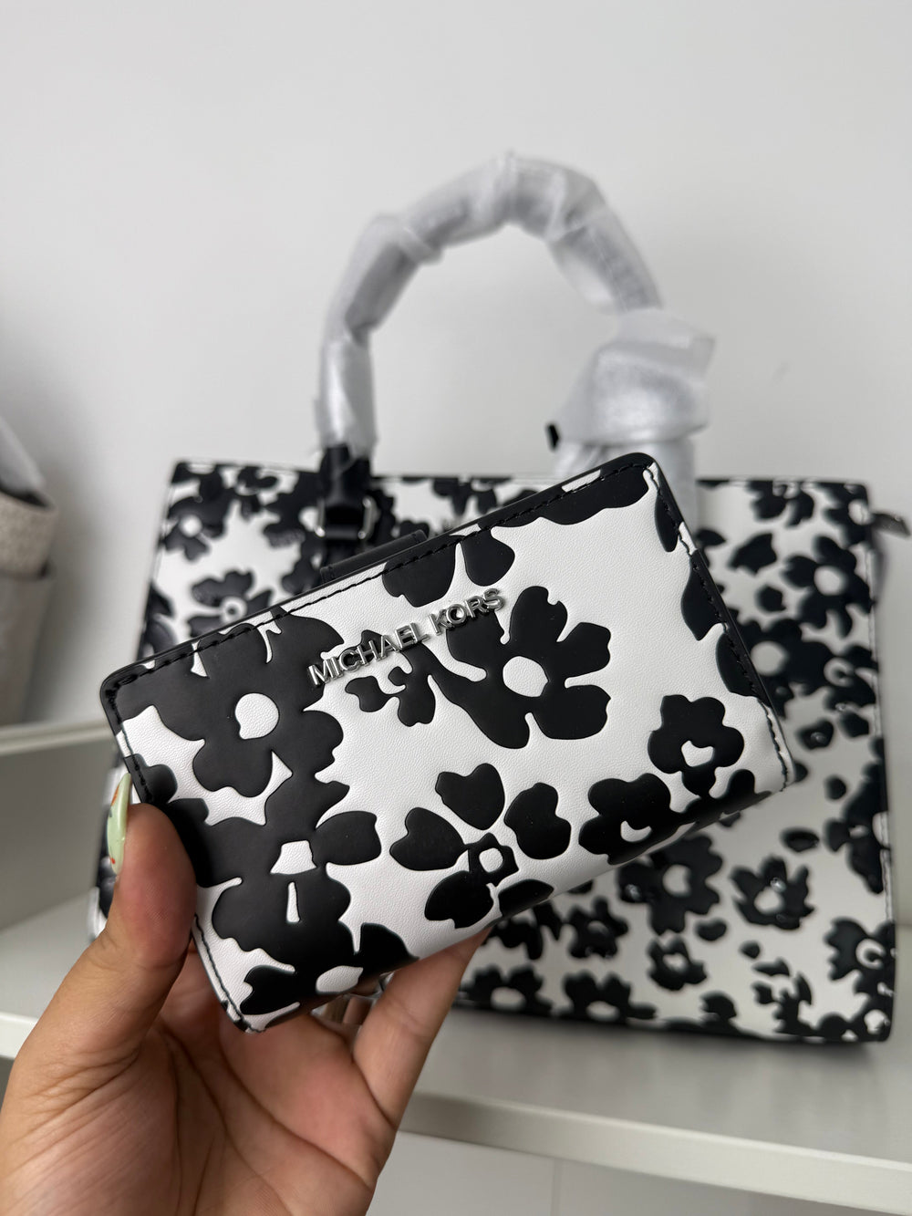 Wallet Michael Kors Black & White - imagen 1